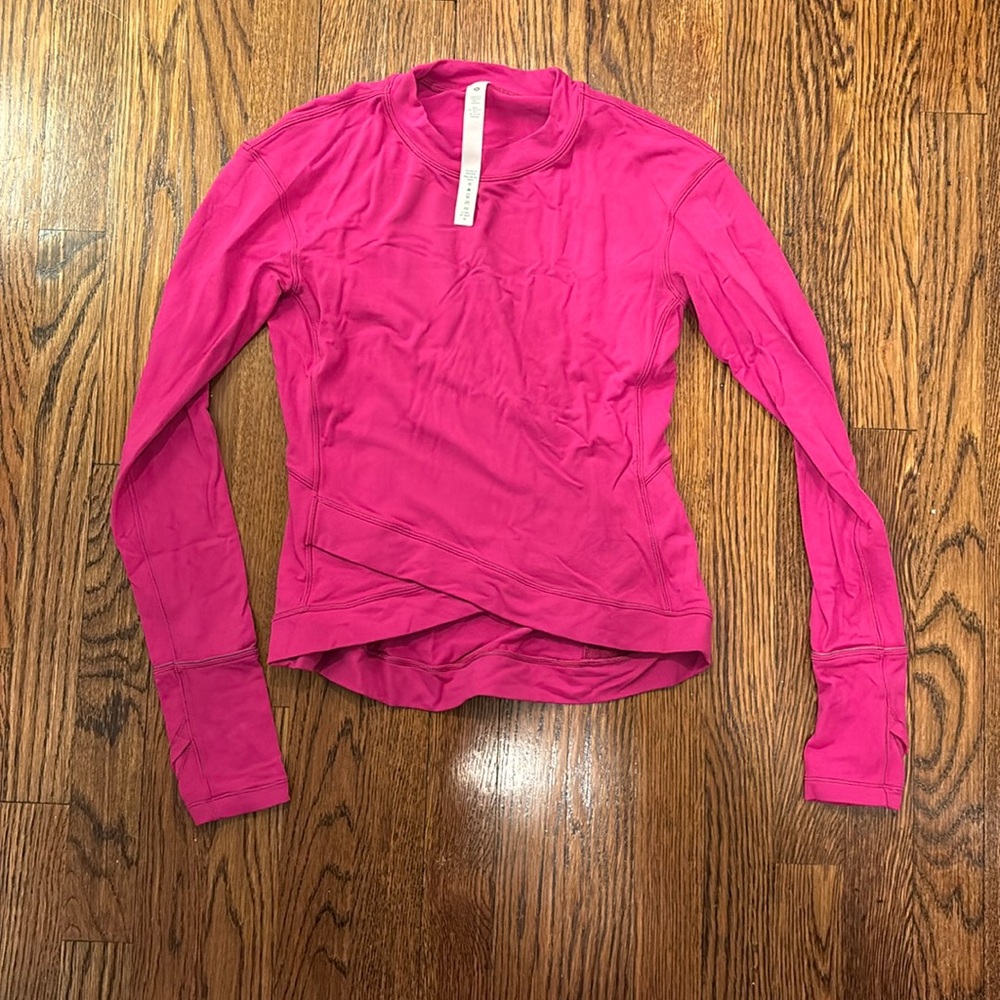 Lululemon long sleeve workout top - Size 4